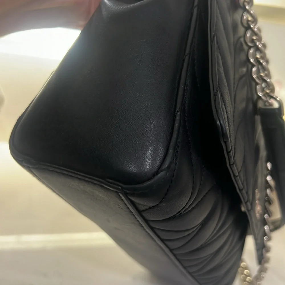 Kate Spade Bariar Lane Quilted Emelyn Crossbody Shoulder Black 7”-10”-3” EUC - Picture 8 of 16